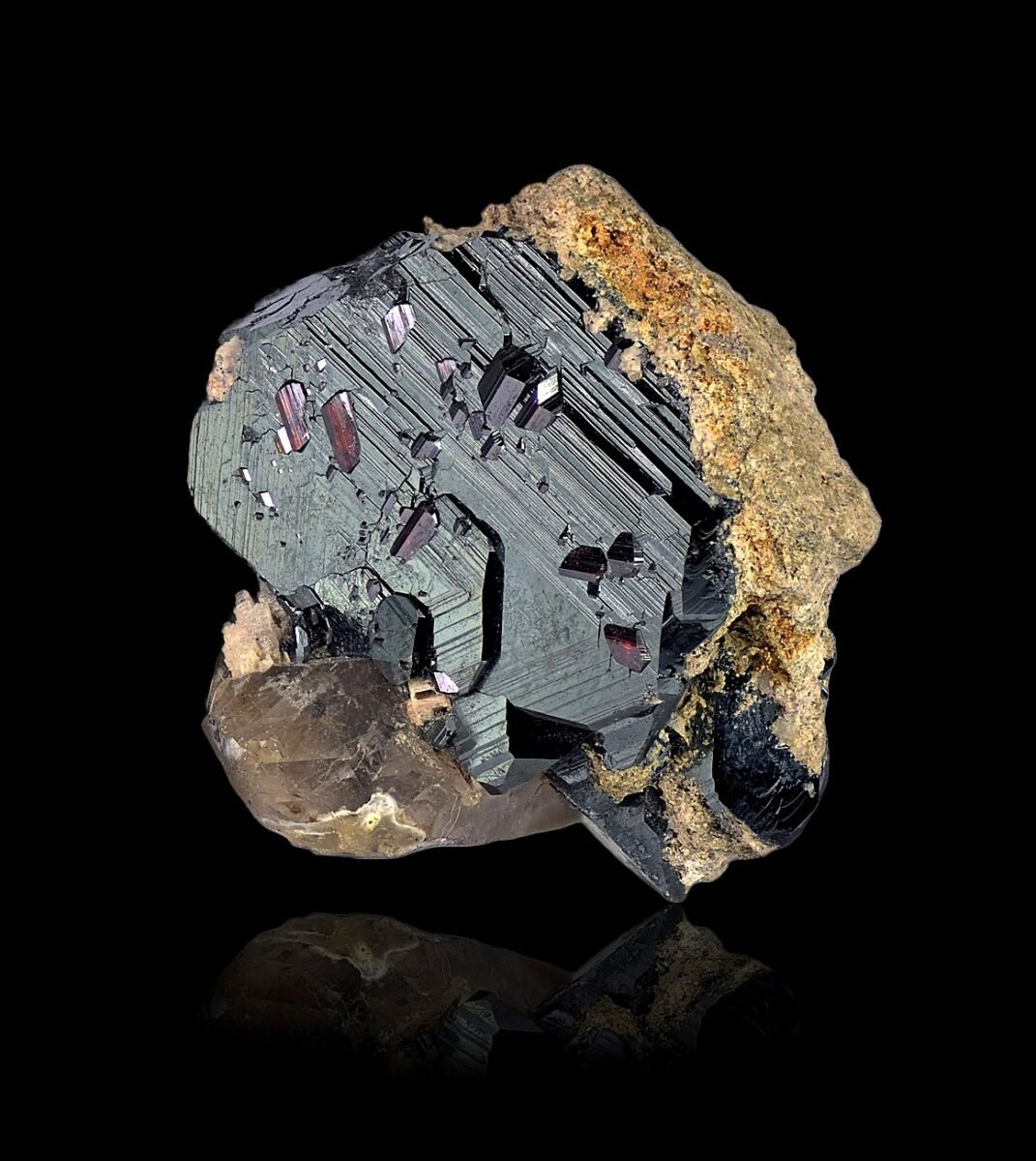 Hematite with rutile from Cavradi, Swtzerland