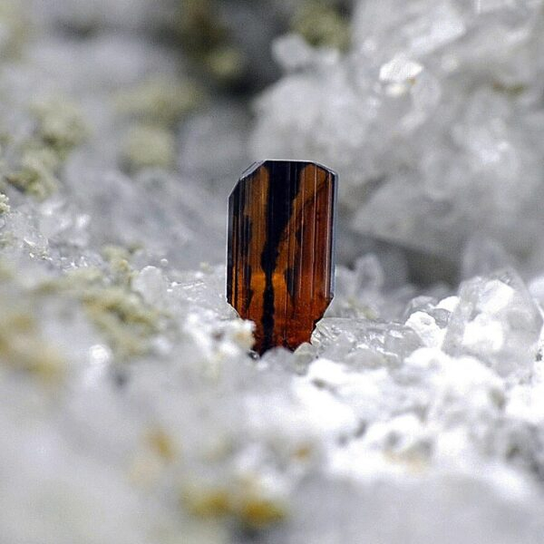 Brookite - Scoglina Pass, Italy