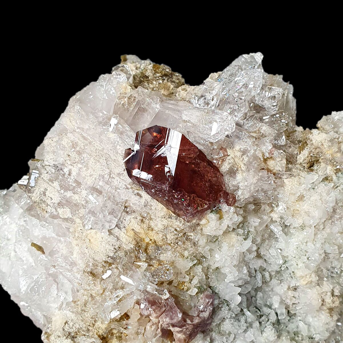 Axinite & Quartz - Armentier, France