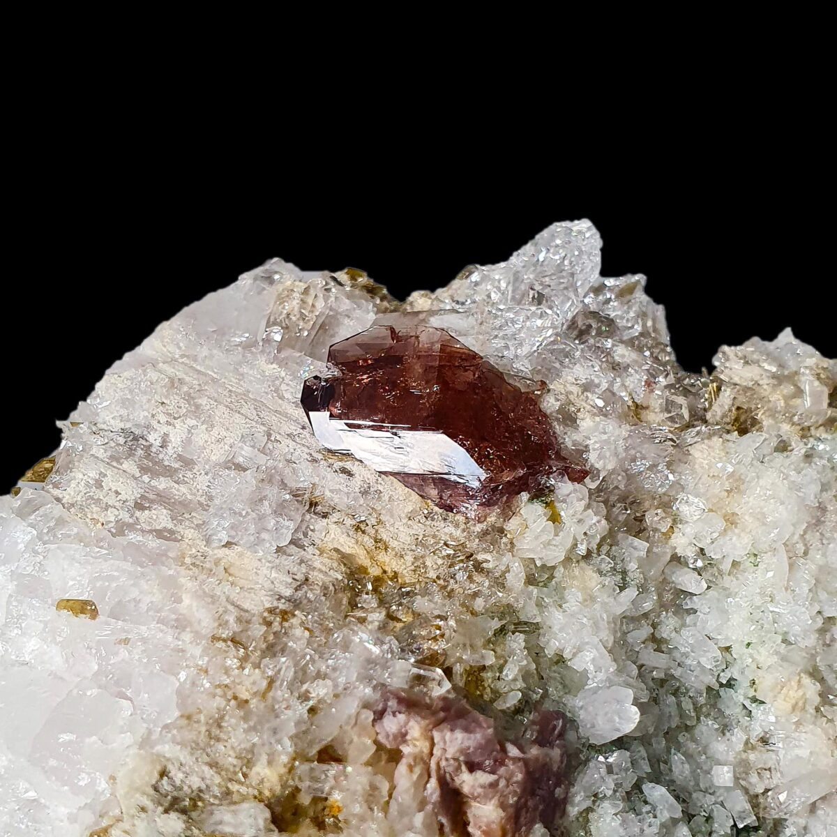 Axinite & Quartz - Armentier, France - Image 3