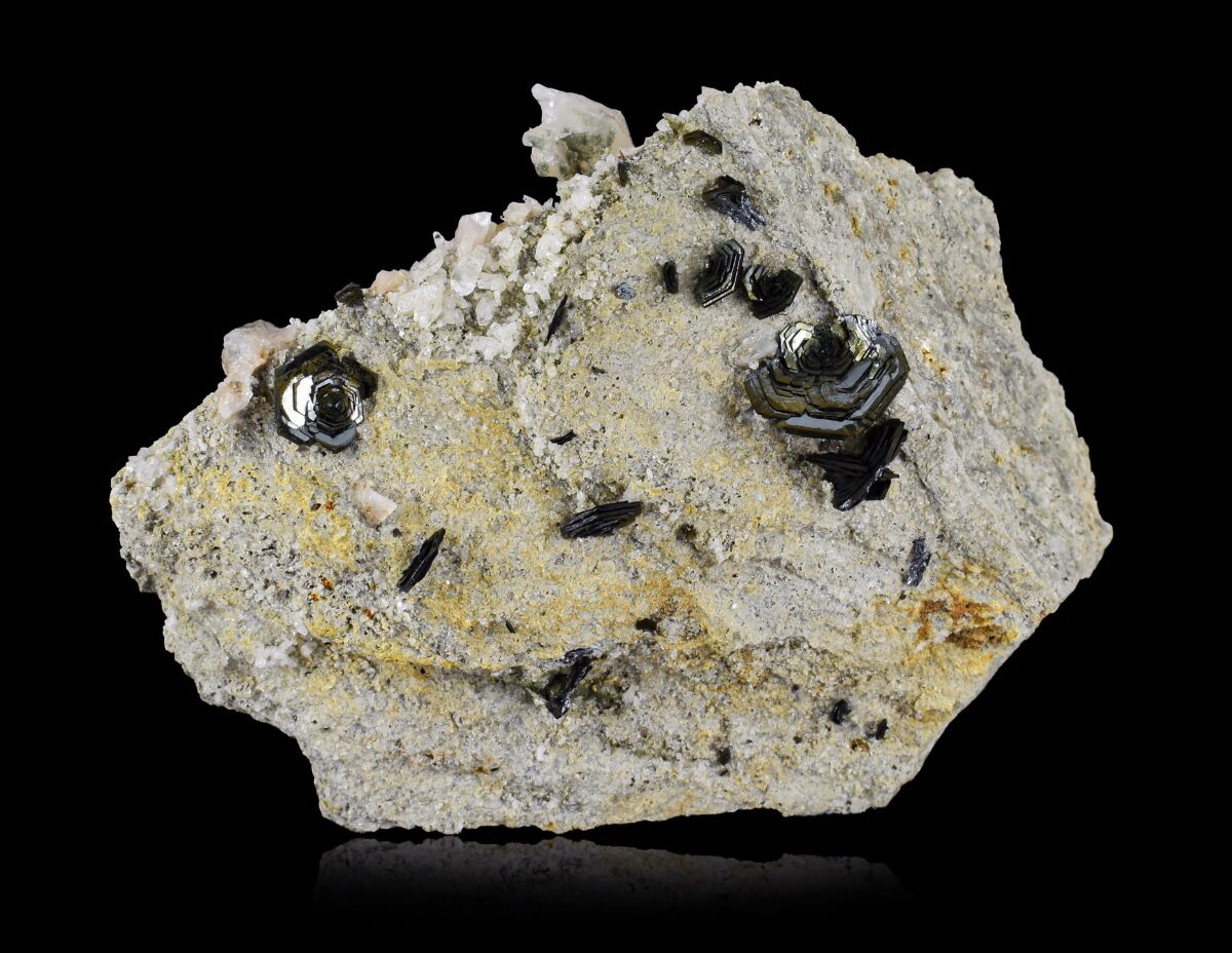 Hematite - Alpe d'Huez, France - Image 2